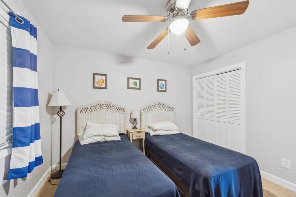 Right Across Beach Pool View Private Balcony By Zen Living Short Term Rental Myrtle Beach Exteriér fotografie