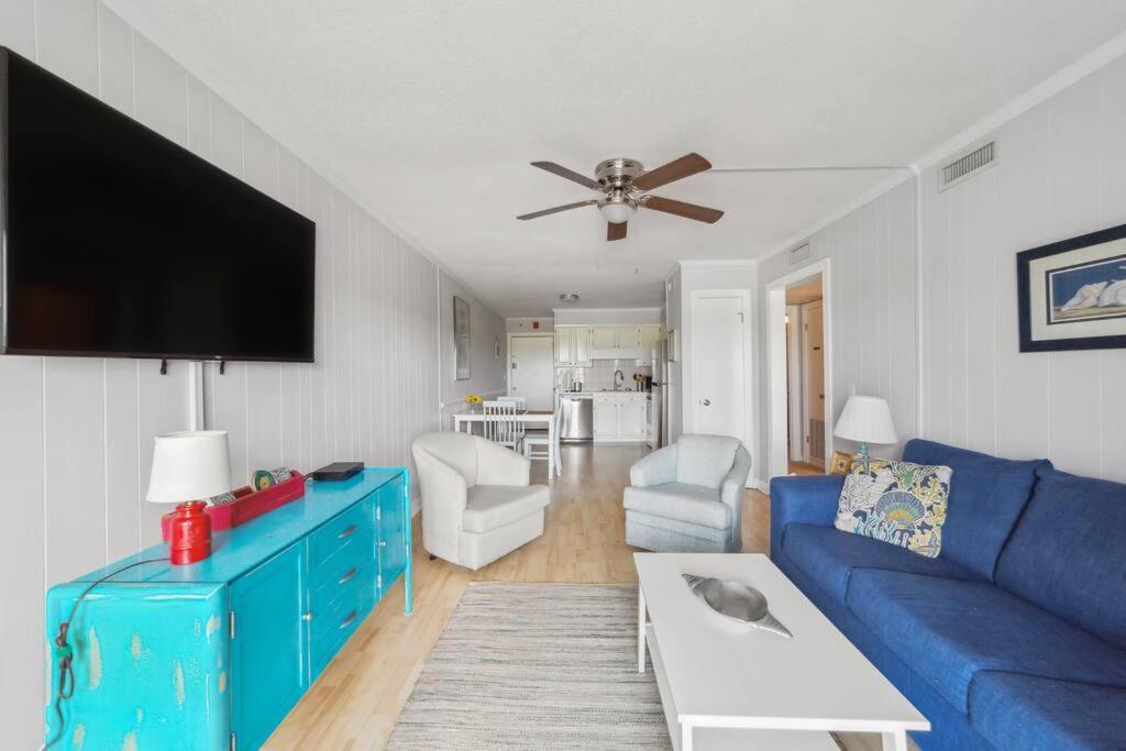 Right Across Beach Pool View Private Balcony By Zen Living Short Term Rental Myrtle Beach Exteriér fotografie
